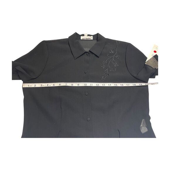 Studio 2 Piece Set Women's 10 Black Short Sleeve Embroidered Floral Button-Up - Picture 10 of 13